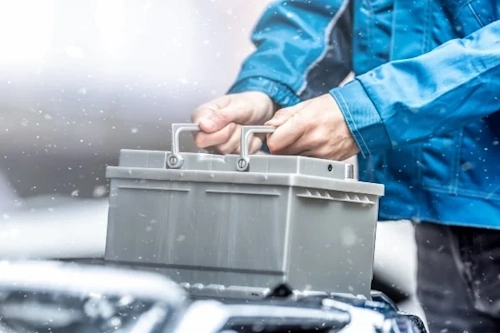 How to Choose a Car Battery for Winter: AGM, EFB or Standard