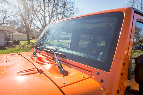 Jeep Wrangler JK (2007–2018): Windshield Replacement—Frame Rust, Seal Selection and ADAS Calibration