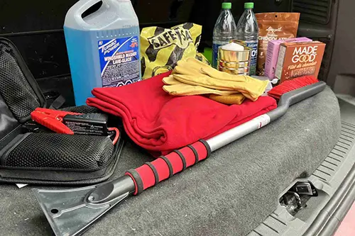 Kia Sportage (2017–2022): Winter Emergency Kit—What Actually Helps in a Breakdown
