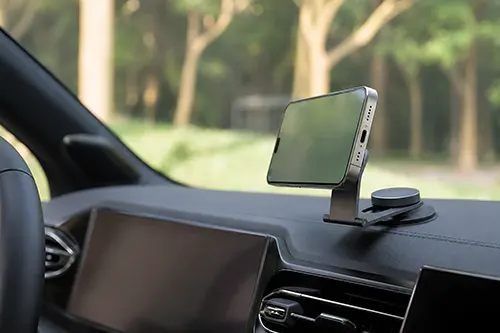 Phone Mount Keeps Falling Off the Dashboard: Surface Prep vs Pad Type vs Temperature—What Actually Helps