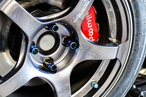 The Complete Guide to Lug Nut Sizes: Safety, Identification, and Installation