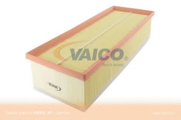 V10-0622 VAICO Air Filter