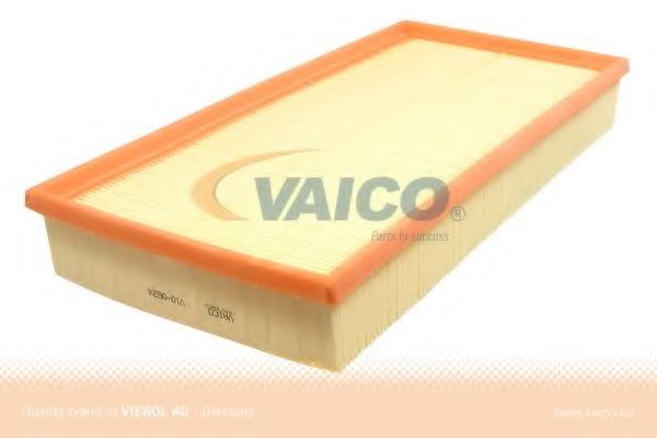 V10-0624 VAICO Air Filter