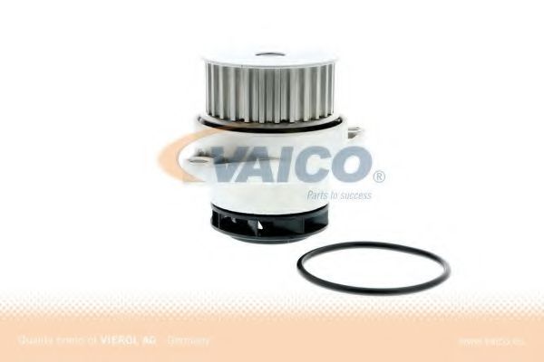 V10-50037-1 VAICO Cooling System Water Pump