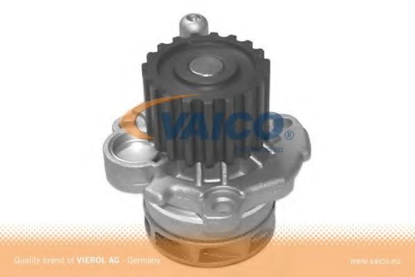 V10-50052 VAICO Water Pump