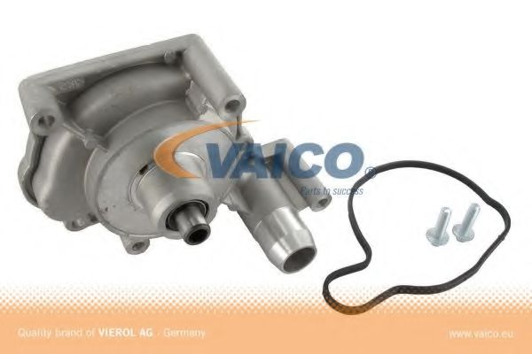 V10-50063 VAICO Water Pump
