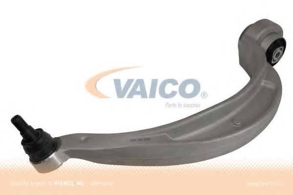 V10-2967 VAICO Wheel Suspension Track Control Arm