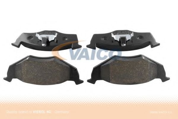V10-8106 VAICO Brake Pad Set, disc brake