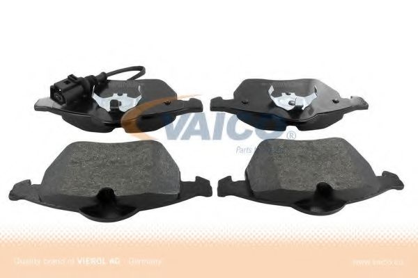 V10-8132 VAICO Brake Pad Set, disc brake