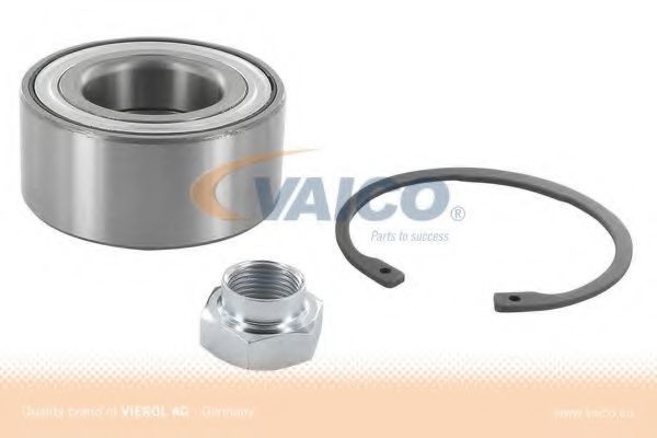 V22-1021 VAICO Wheel Bearing Kit