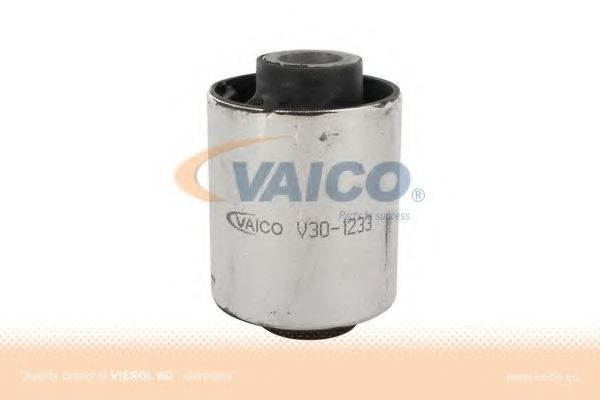 V30-1233 VAICO Wheel Suspension Control Arm-/Trailing Arm Bush
