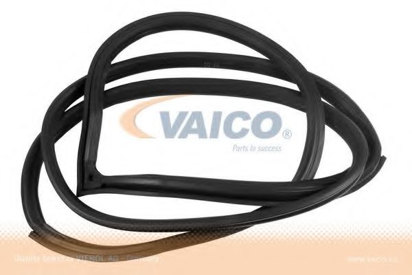 V30-1566 VAICO Door Seal