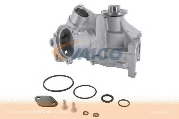 V30-50015 VAICO Water Pump