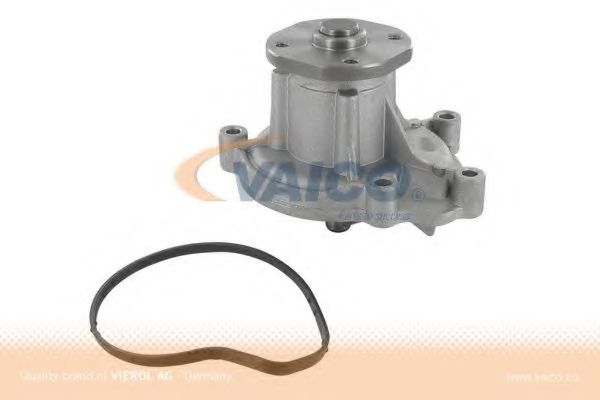 V30-50056 VAICO Water Pump