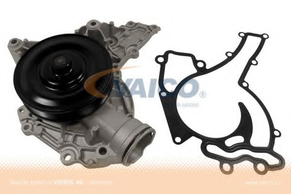 V30-50061 VAICO Cooling System Water Pump