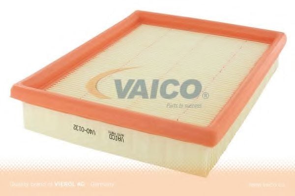 V40-0132 VAICO Air Filter