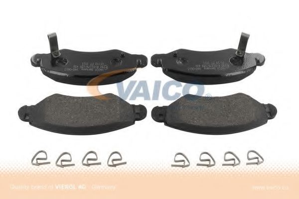 V40-0613 VAICO Brake System Brake Pad Set, disc brake