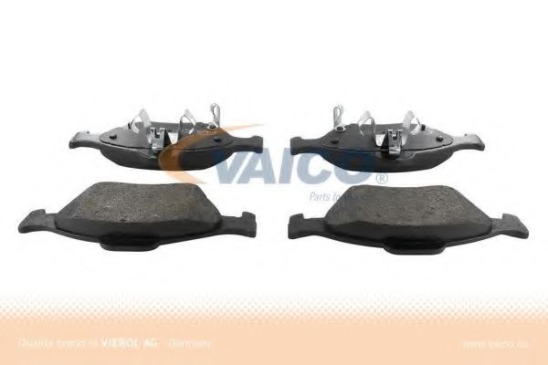V70-0037 VAICO Brake Pad Set, disc brake