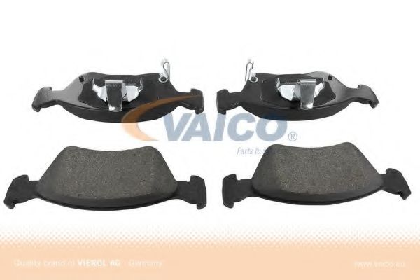 V70-0049 VAICO Brake Pad Set, disc brake