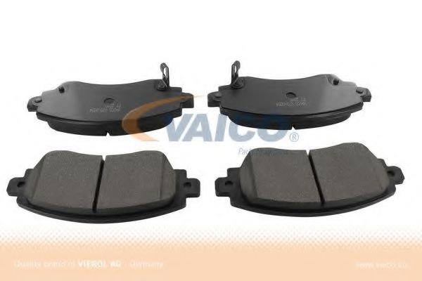 V70-0054 VAICO Brake Pad Set, disc brake