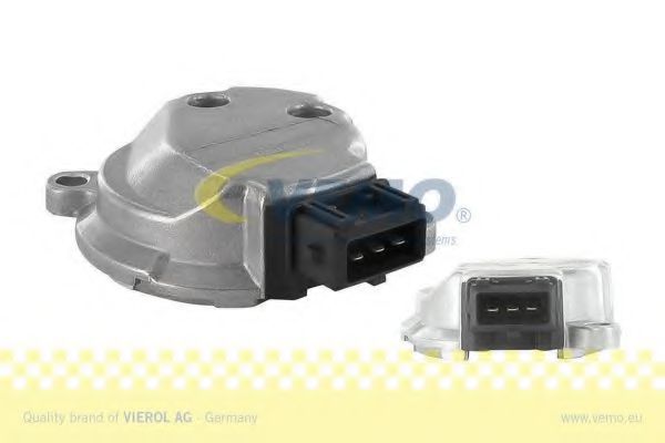 V10-72-0977 VEMO Sensor, camshaft position