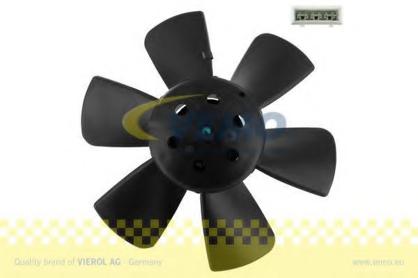V15-01-1813 VEMO Fan, radiator