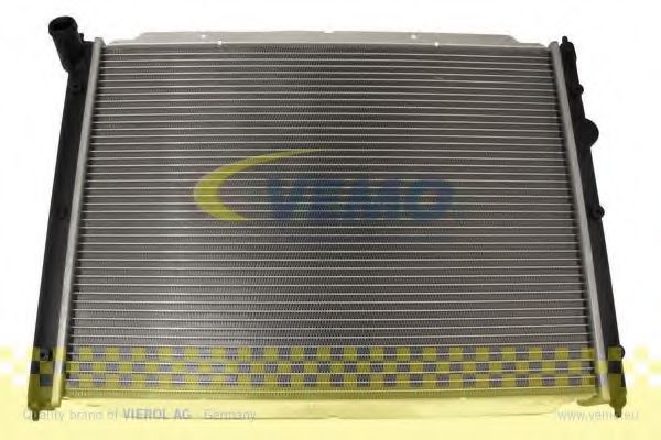 V15-60-5053 VEMO Cooling System Radiator, engine cooling