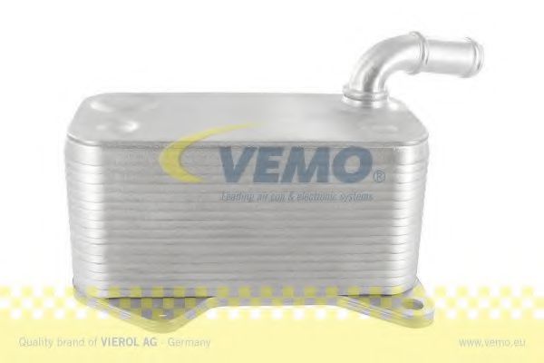 V15-60-6018 VEMO Lubrication Oil Cooler, engine oil