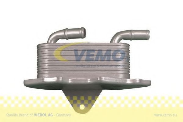 V15-60-6019 VEMO Oil Cooler, engine oil
