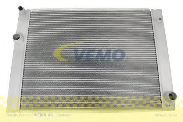 V20-60-1524 VEMO Cooling System Radiator, engine cooling
