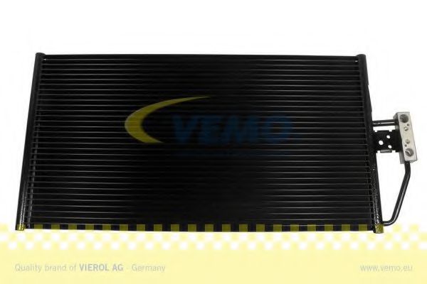 V20-62-1018 VEMO Condenser, air conditioning