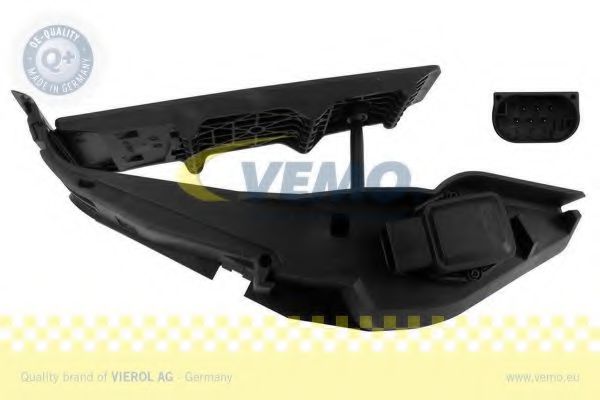 V20-82-0003 VEMO Air Supply Accelerator Pedal