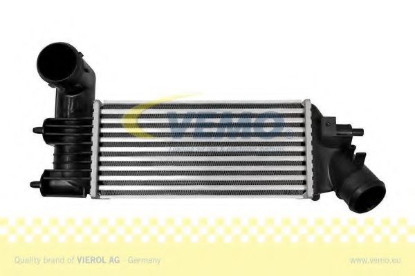 V22-60-0012 VEMO Air Supply Intercooler, charger