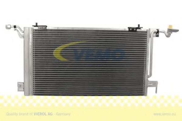 V22-62-0001 VEMO Condenser, air conditioning