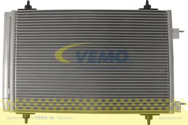 V22-62-0010 VEMO Air Conditioning Condenser, air conditioning