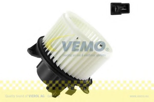 V24-03-1347 VEMO Вентилятор салона