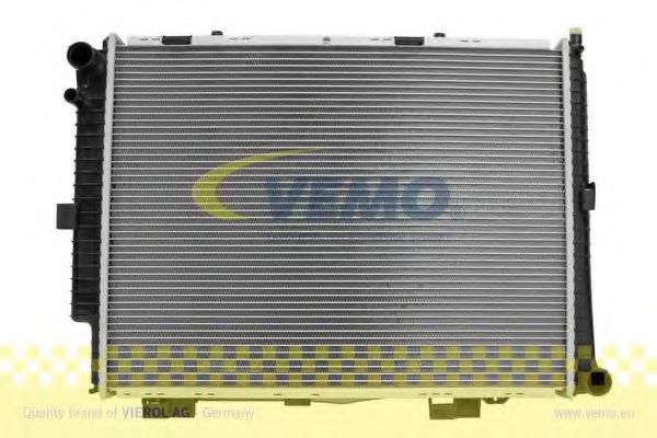 V30-60-1286 VEMO Radiator, engine cooling