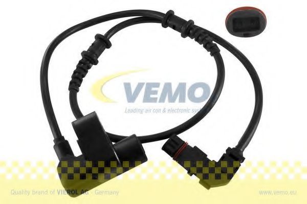 V30-72-0129 VEMO Sensor, wheel speed
