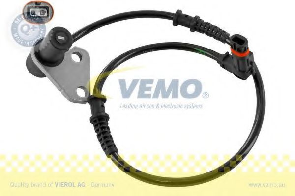 V30-72-0138 VEMO Sensor, wheel speed