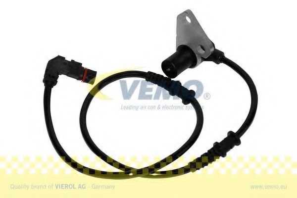 V30-72-0141 VEMO Sensor, wheel speed