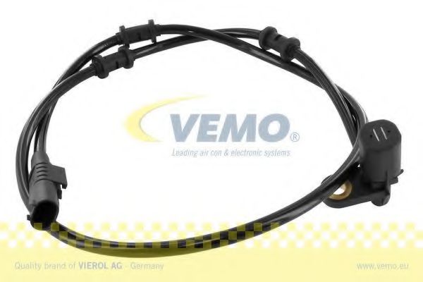 V30-72-0733 VEMO Sensor, wheel speed