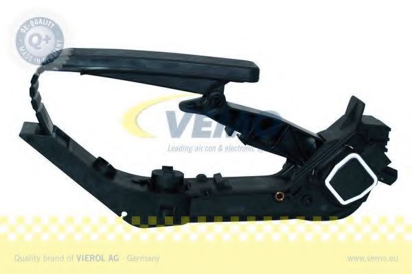 V30-82-0002 VEMO Air Supply Accelerator Pedal