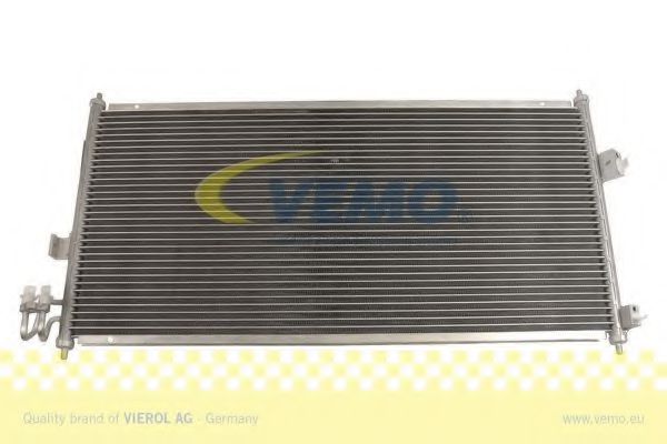 V38-62-0005 VEMO Condenser, air conditioning