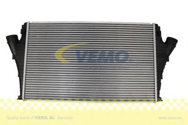 V40-60-2012 VEMO Intercooler, charger