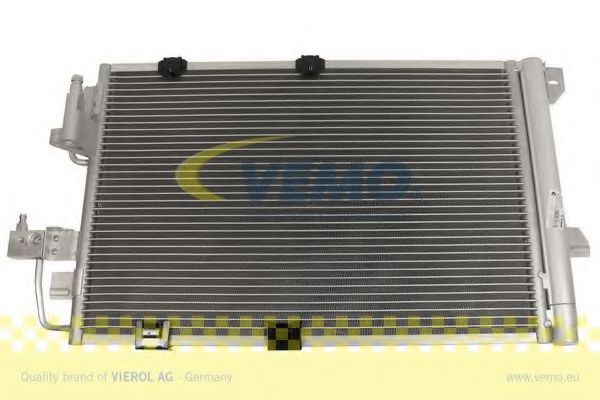 V40-62-0004 VEMO Air Conditioning Condenser, air conditioning