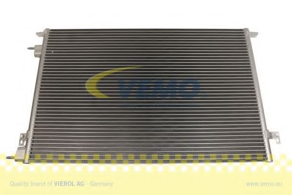 V40-62-0063 VEMO Air Conditioning Condenser, air conditioning