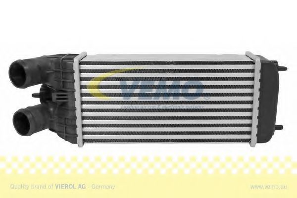 V42-60-0003 VEMO Intercooler, charger