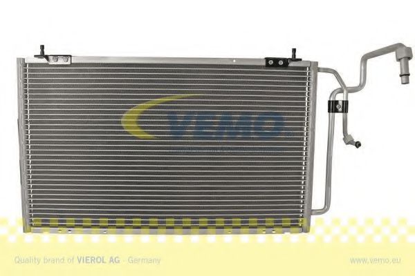 V42-62-0015 VEMO Air Conditioning Condenser, air conditioning