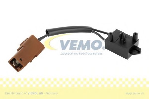 V42-73-0010 VEMO Переключатель управления, сист. регулирования скорости