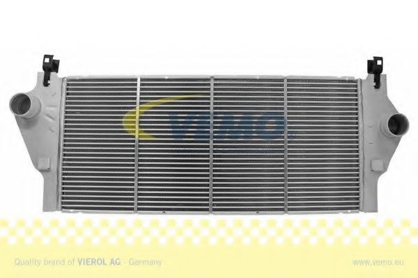 V46-60-0003 VEMO Intercooler, charger